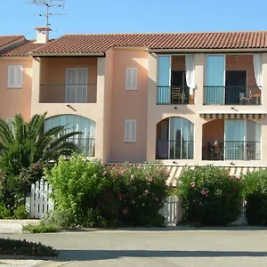  Appartement Domaine Des Canoubiers Un Coin De Paradis France